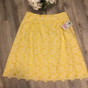 NWT! 🌸Lilly size 8 lemon 🍋 yellow lace skirt!